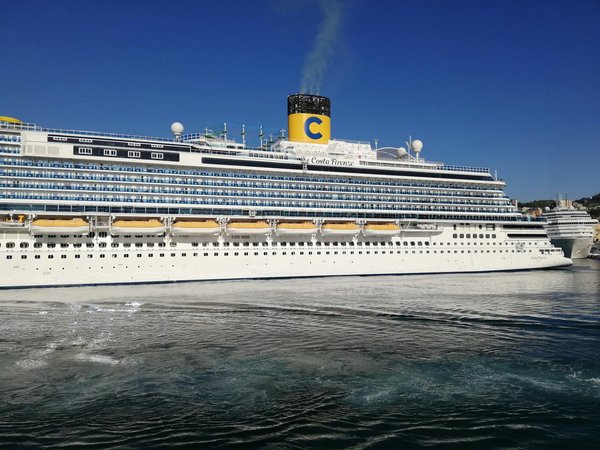 Aventure Littéraire sur le Canal du Midi : Plongée dans l'Univers des Librairies Flottantes